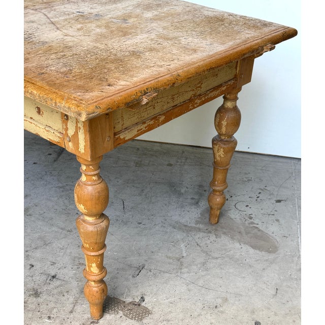 19th-Century American Pine Farm Table Original Surface, One Drawer For Sale - Image 18 of 18