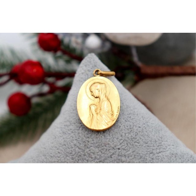 19.2k Gold Pendant For Sale - Image 6 of 6