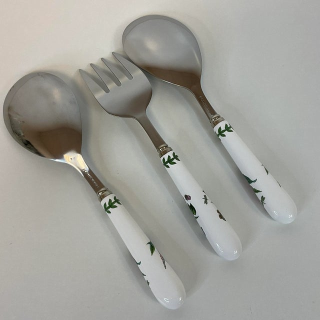 Vintage Portmeirion Botanical Garden Meat Fork & Pair of Serving Spoons Set - 3 Pieces. For Sale - Image 6 of 9
