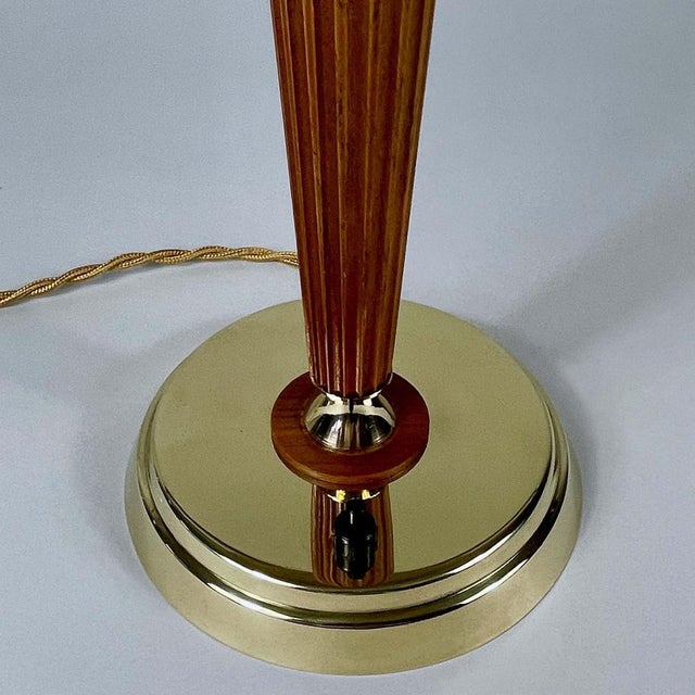 Mid-Century Modern Swedish Walnut and Brass Table Lamp by Erik Tidstrand, 1940s For Sale - Image 13 of 18