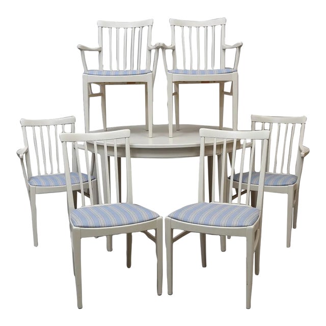 20th Century Åfors Möbelfabrik Swedish Walnut Dining Group by Carl Malmsten - Set of 7 For Sale