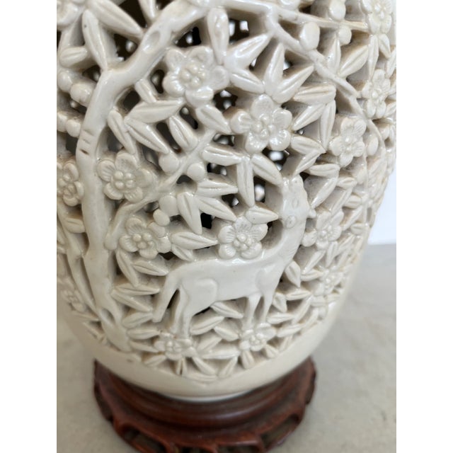 1950s Mid-Century Blanc De Chine Reticulated Table Lamp For Sale - Image 5 of 10