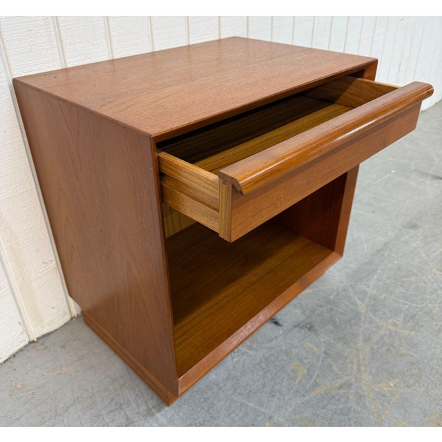 Brown Vintage Danish Modern Teak Nightstands - Set of 2 For Sale - Image 8 of 9