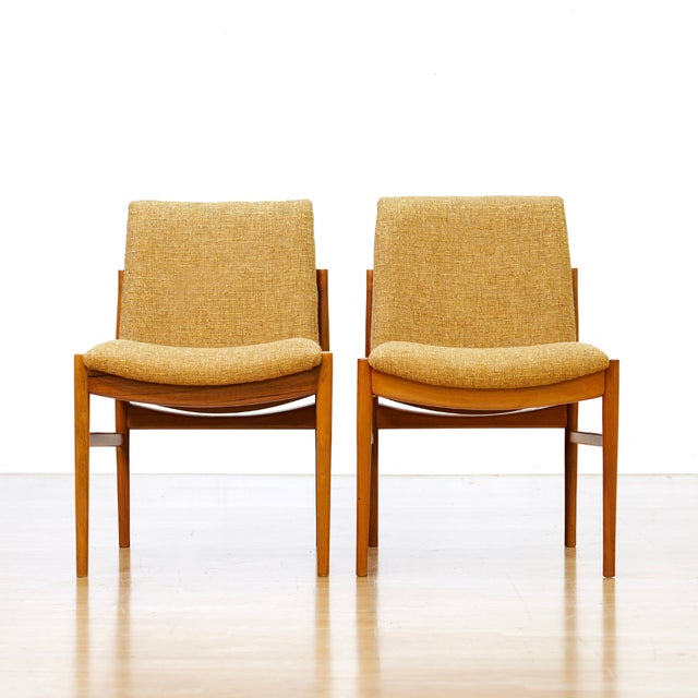 1960s 1960s Set of Eight Mid Century Dining Chairs Attributed Beithcraft of Scotland For Sale - Image 5 of 14