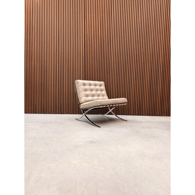 Barcelona Chair in Beige Volo Leather by Ludwig Mies van der Rohe for Knoll Inc. / Knoll International, 2010s, in Flawless...