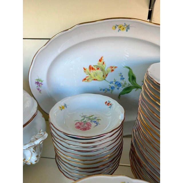 Ceramic Porcelain Plate Set with Floral Decoration from Meissen Porcelain, 1990s For Sale - Image 7 of 15