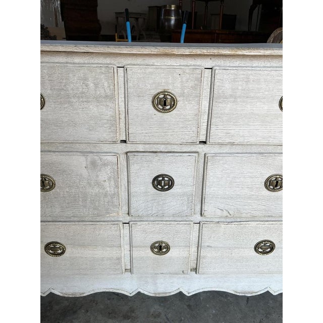Louis XV French Chest of Drawers in Bleached Oak For Sale - Image 6 of 16