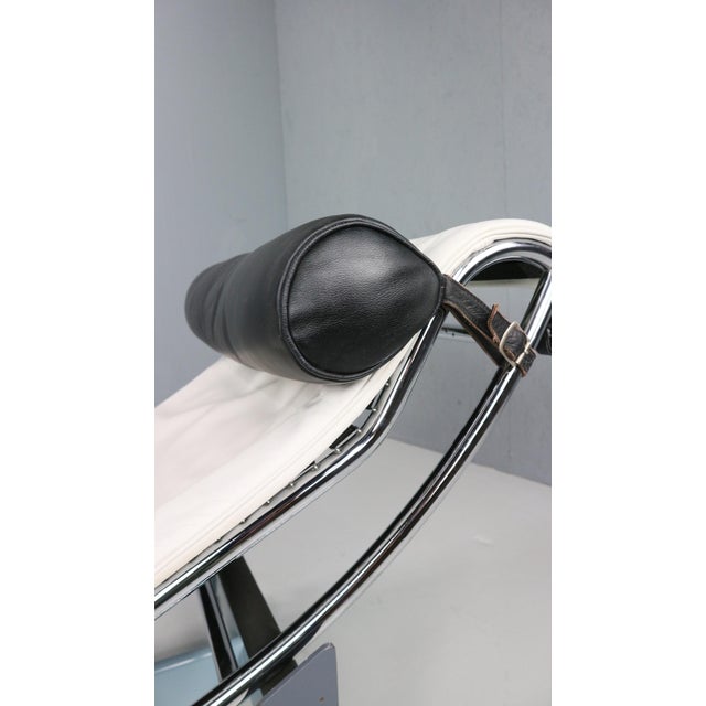 White White Leather LC4 Chaise Longue by Le Corbusier for Cassina, 1960s For Sale - Image 8 of 18