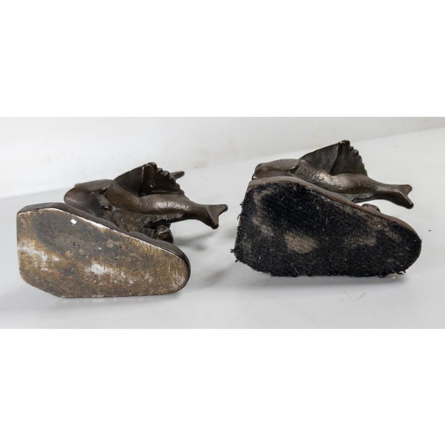 Mid-Century Pair of Cast Iron Bronzed Angel Fish Form Bookends For Sale - Image 10 of 11