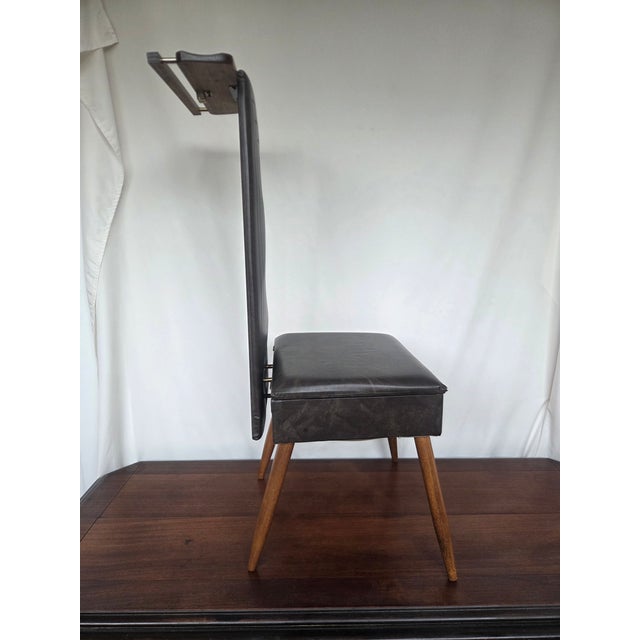 1950s Mid-Century Modern Vinyl Butler/Valet Telephone Chair W/ Lift-Top Storage For Sale In Tampa - Image 6 of 9