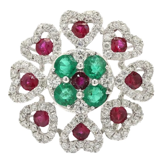14k White Gold Emerald and Ruby Floral Cocktail Ring With Diamonds Size 8 For Sale - Image 4 of 13