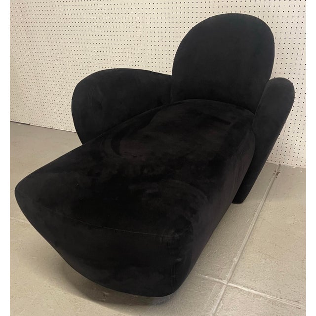 Postmodern Black Chaise Lounge Attributed to Michael Wolk for Weiman Preview Furniture Mid Century Miami Chaise Lounge For Sale - Image 3 of 10