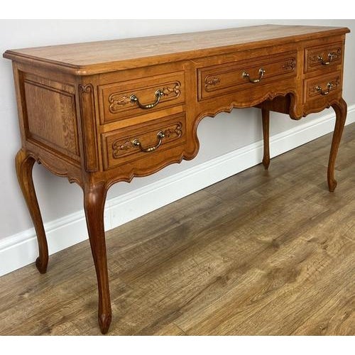 Vintage French Louis XIV Sideboard in Oak For Sale - Image 9 of 16