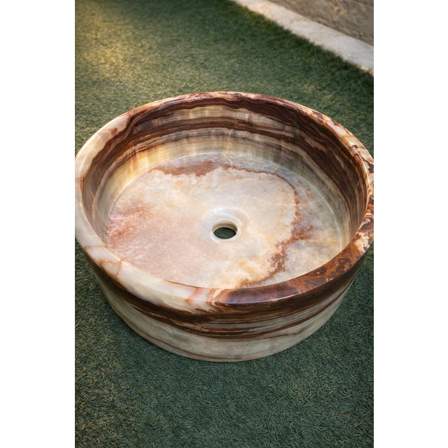 2010s Luxury Onyx Vessel Sink – Premium Handcrafted Natural Stone Bathroom Basin For Sale - Image 5 of 7