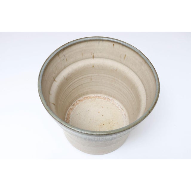 Vintage Beige and Light Blue Studio Pottery Planter Vase by Deanna Nichols For Sale In New York - Image 6 of 15