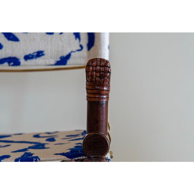 Mid-Century Modern 1970's McGuire Director's X-Chair For Sale - Image 3 of 11