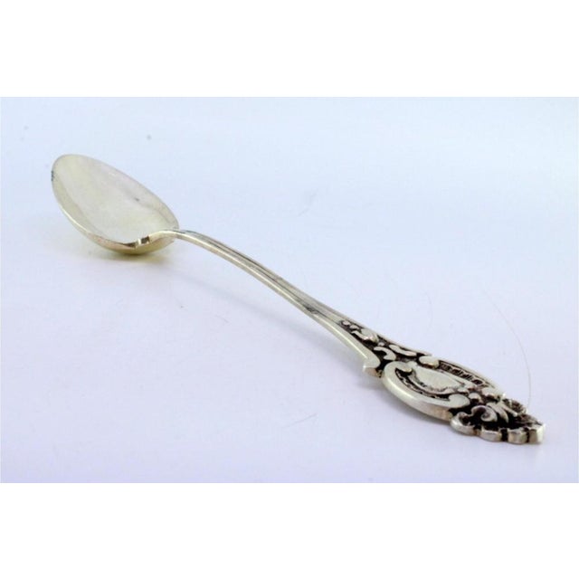 Shell-Shaped Silver Rice and Serving Spoon with Reliefs and Grooves Handle For Sale - Image 3 of 9
