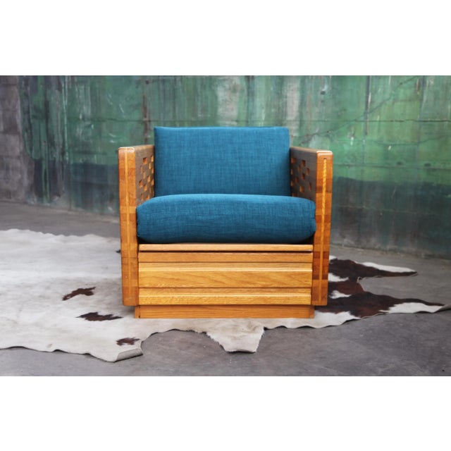 Approximate Dimensions: 30 in.Hx36 in.Wx35.5 in.D 18" Seat Height Absolutely STUNNING intricate Cube lounge /club chair in...