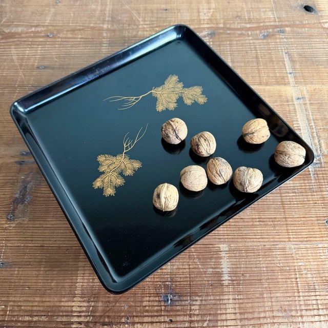 Japanese Lacquerware Tray with Gold Decoration, 1930s For Sale - Image 18 of 18