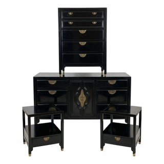 Vintage Century Furniture of Distinction — 4-Piece Bedroom Set For Sale