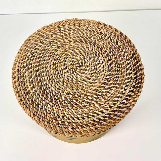 Wood 1990s Vintage Coastal Boho Chic Wicker Lidded Bamboo Leaf Motif Storage Box, Small For Sale - Image 7 of 9