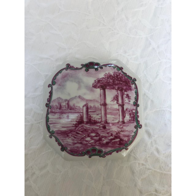 19th Century Sceaux French Porcelain Lidded Box in Deep Pink, Aqua Green For Sale - Image 11 of 12