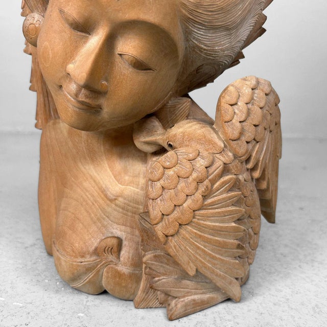 Mid-Century Modern Vintage Balinese Woman with Hummingbird Sculpture in Wood, 1950s For Sale - Image 3 of 10