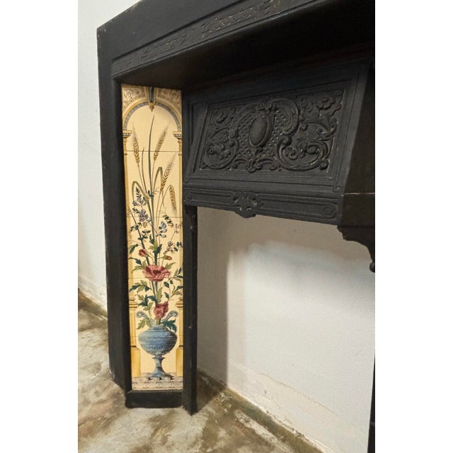 This vintage English firebox mantel insert is a stunning blend of craftsmanship and artistry, offering an elegant touch to...