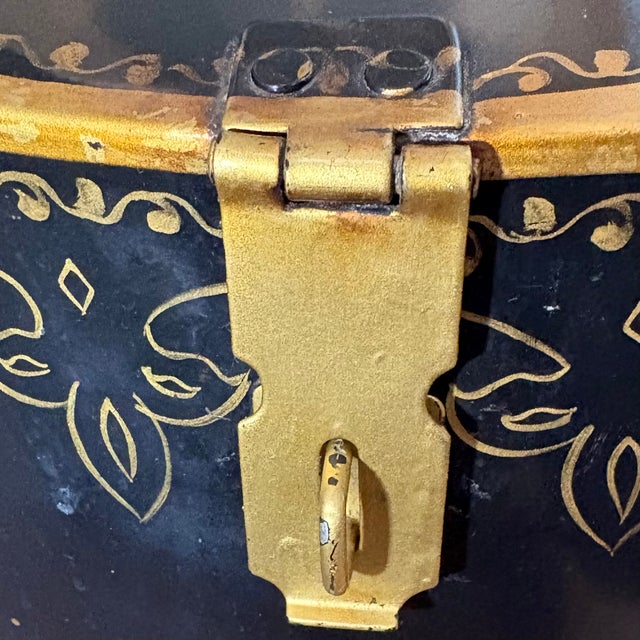 Rare Vintage Sarreid Ltd. English-Style Tole Chinoiserie Coal Scuttle Reproduction For Sale - Image 11 of 16