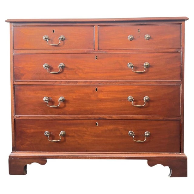 British George III Chest of Drawers For Sale - Image 12 of 12
