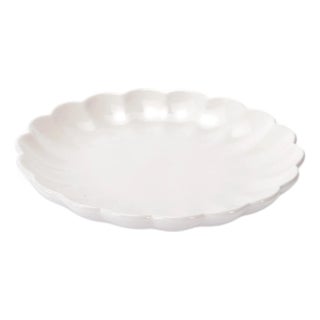 White Scalloped Stoneware Dessert Plate (Set of 4) For Sale