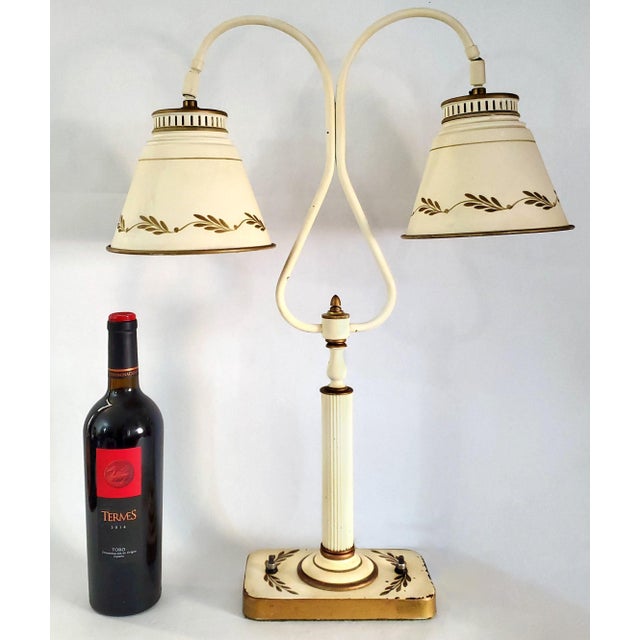 French 1950s French Bouillotte Style Metal Tole Desk Lamp With Shades For Sale - Image 3 of 15