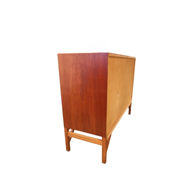 Mid-Century Modern China Cabinet Model 132 in Teak by Børge Mogensen for FDB, 1960s For Sale - Image 3 of 16