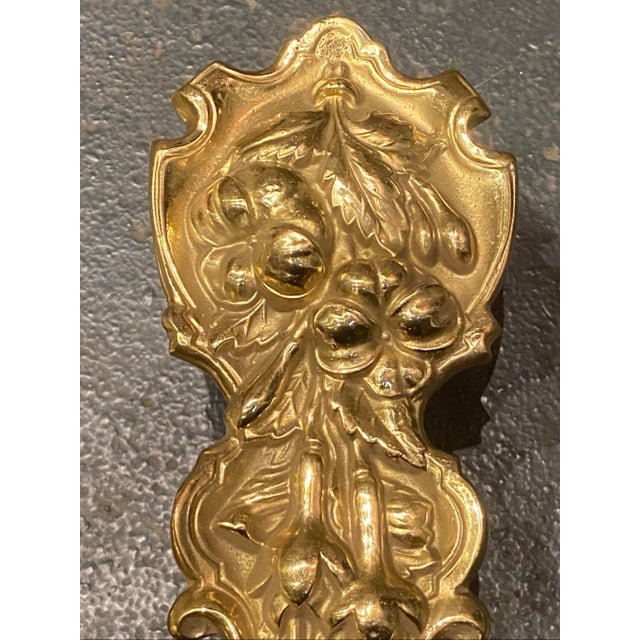 French Vintage French Style Floral Design Curtain Tie Backs For Sale - Image 3 of 6