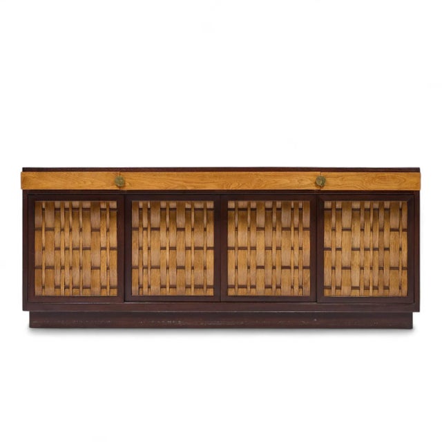 Edward Wormley for Dunbar Mid Century Basketweave Rosewood and Mahogany Credenza For Sale In Chicago - Image 6 of 15
