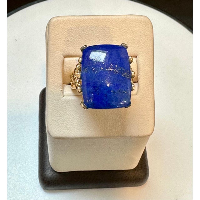 15 Ct Emerald cut Natural Lapis Lazuli Ring in 14 Kt Yellow Gold, Estate Size 7 For Sale - Image 18 of 18