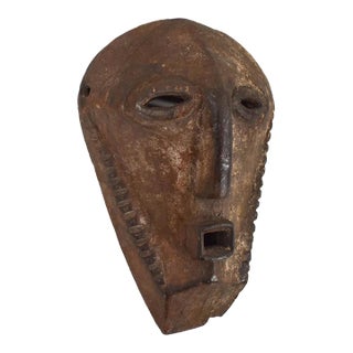 Early 20th Century Bembe Alunga Mask For Sale