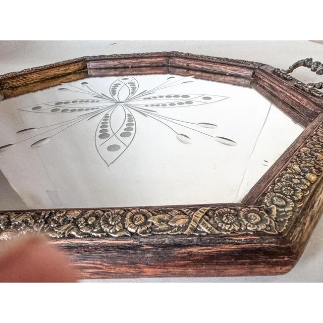 French Art Deco Tray in Beveled Mirror, 1940 For Sale - Image 4 of 13