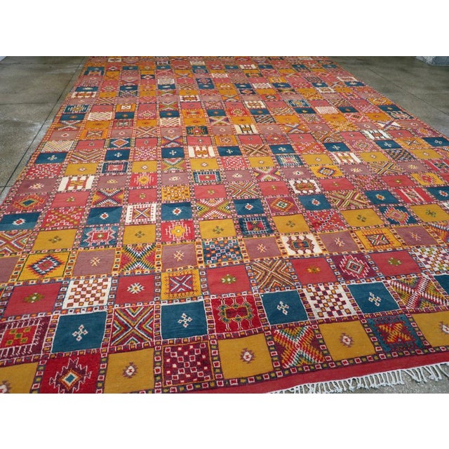 Galerie Shabab Collection Mid-20th Century Vintage Moroccan Oversize Carpet For Sale In New York - Image 6 of 8