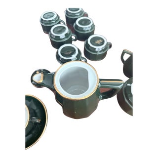 1980s Pristine Apilco French Green & Gold 18-Pc Espresso & Coffee Set - Flawless Trim For Sale