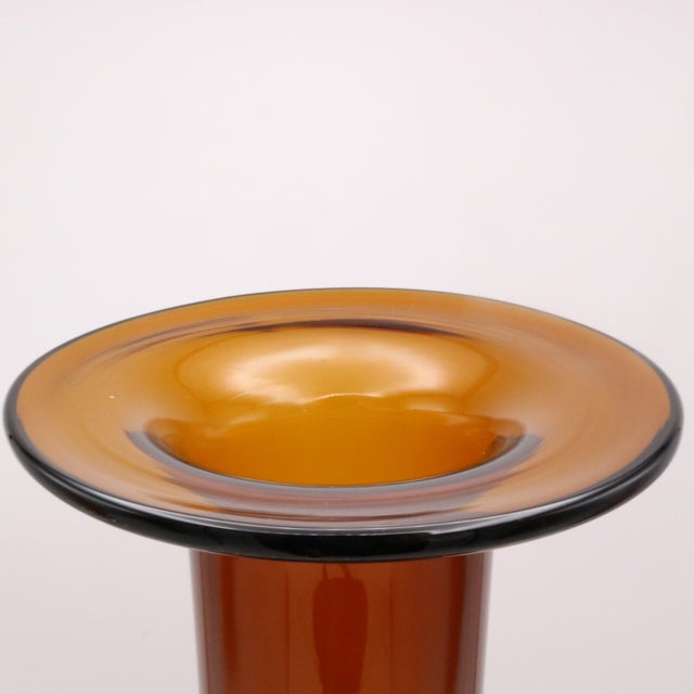 1950s “Gulvasa” Glass Vase by Otto Bauer for Holmgaard Sweden circa 1950 For Sale - Image 5 of 5