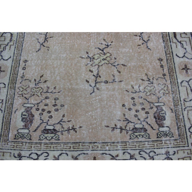 Mid 20th Century Beige Floral Area Rug For Sale In Sacramento - Image 6 of 13