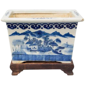 Chinese Export Jardiniere on Stand, circa 1800