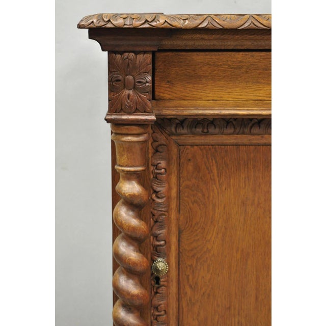Early 20th Century Antique Renaissance Revival Oak Wood Spiral Barley Twist Jelly Liquor Cabinet For Sale - Image 5 of 18