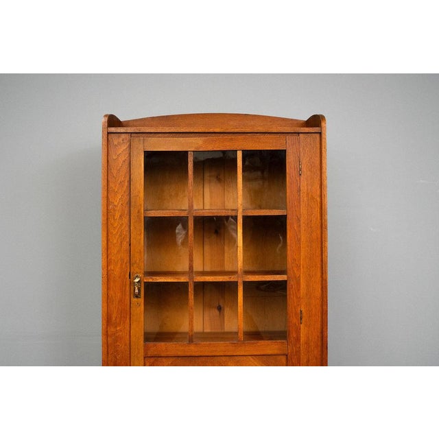 Small 20th Century Art Nouveau Bookcase in Oak For Sale - Image 9 of 18