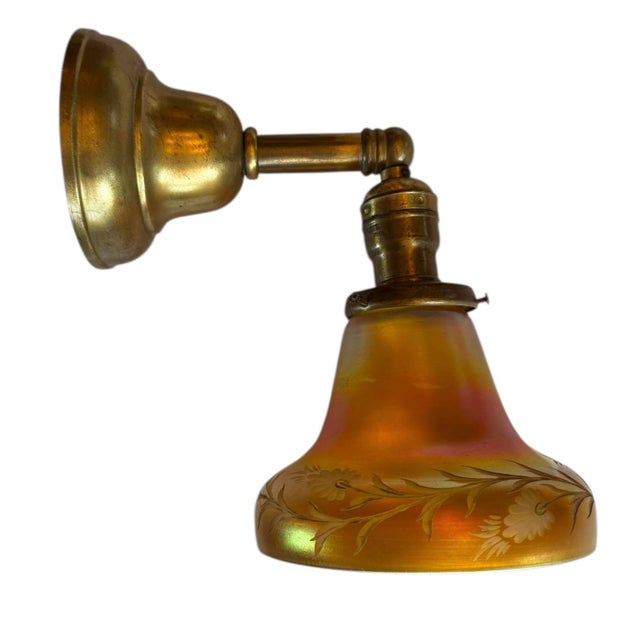 Gold 1910s Signed Steuben Aurene Art Glass Wall Sconce With Flowers and Leaves For Sale - Image 8 of 8