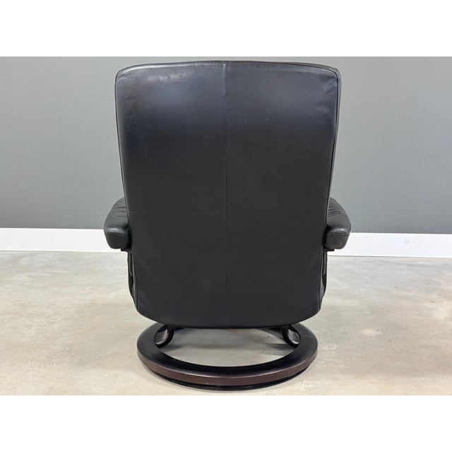 1960s Ekornes Stressless Black Leather Reclining Lounge Chair For Sale - Image 5 of 8