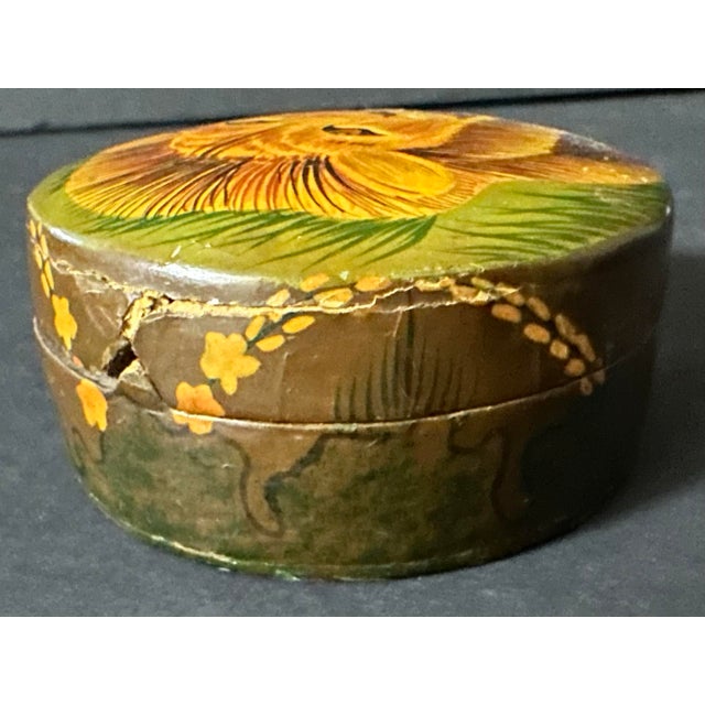 1960s Vintage Mid 20th Century Lion Face Paper Mache Trinket Box For Sale - Image 5 of 9