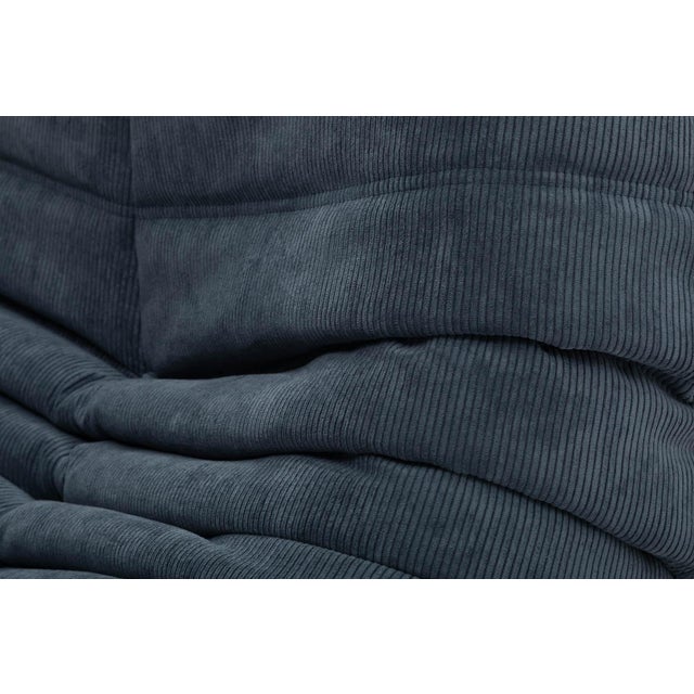 Togo Lounge Chair and Pouf in Grey Corduroy by Michel Ducaroy for Ligne Roset, 1973, Set of 2 For Sale - Image 13 of 18