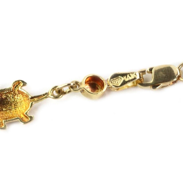 Mid 20th Century Multi-Color Enamel Turtle 14k Yellow Gold Charms Bead Bracelet For Sale In Miami - Image 6 of 6